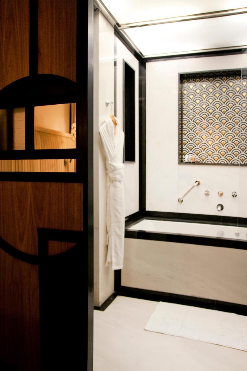 Suite Deluxe con bañera de hidromasaje